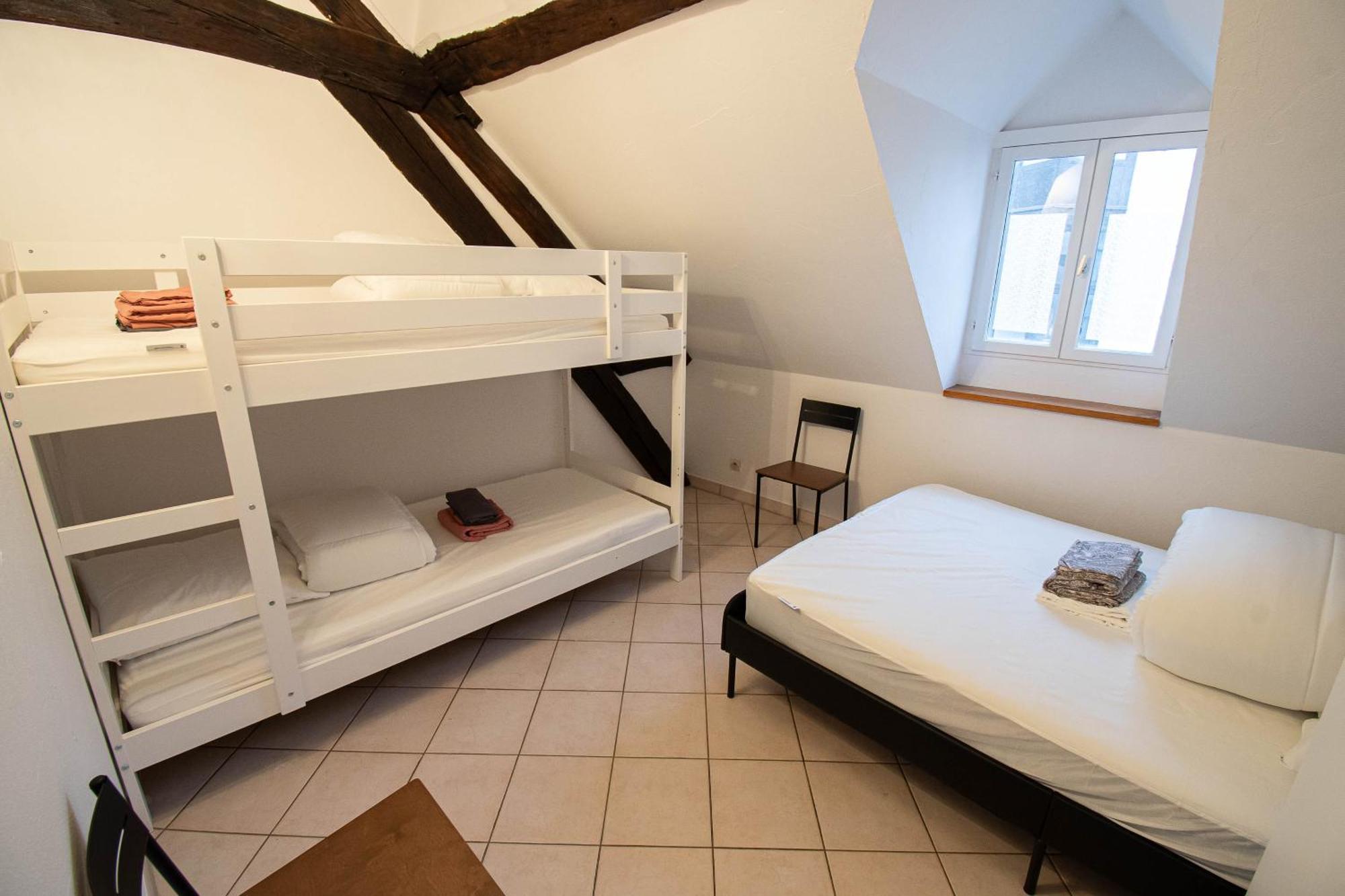 Residence Le Zola Compose De 3 Appartements Distincts En Hyper Centre De Dijon Avec Wifi Exterior foto
